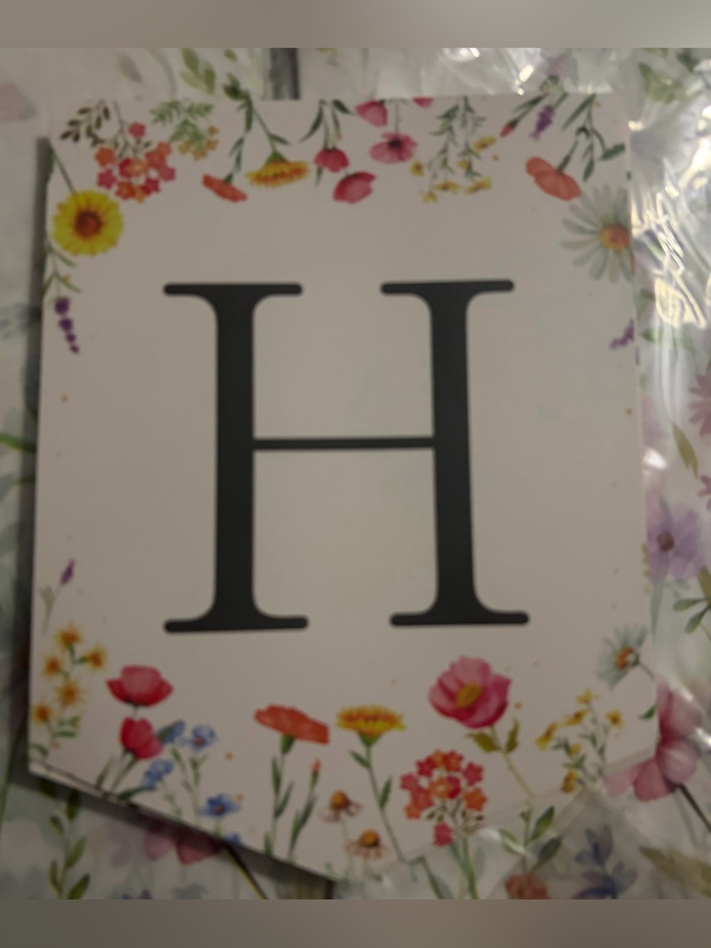 Floral Garden Party Set - Mixed Pastel Floral & Butterfly Design. - Picture 7 of 8